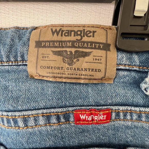 Wrangler Boys Classic Straight Adjustable Waist Jeans Size 14 Slim - Picture 8 of 16